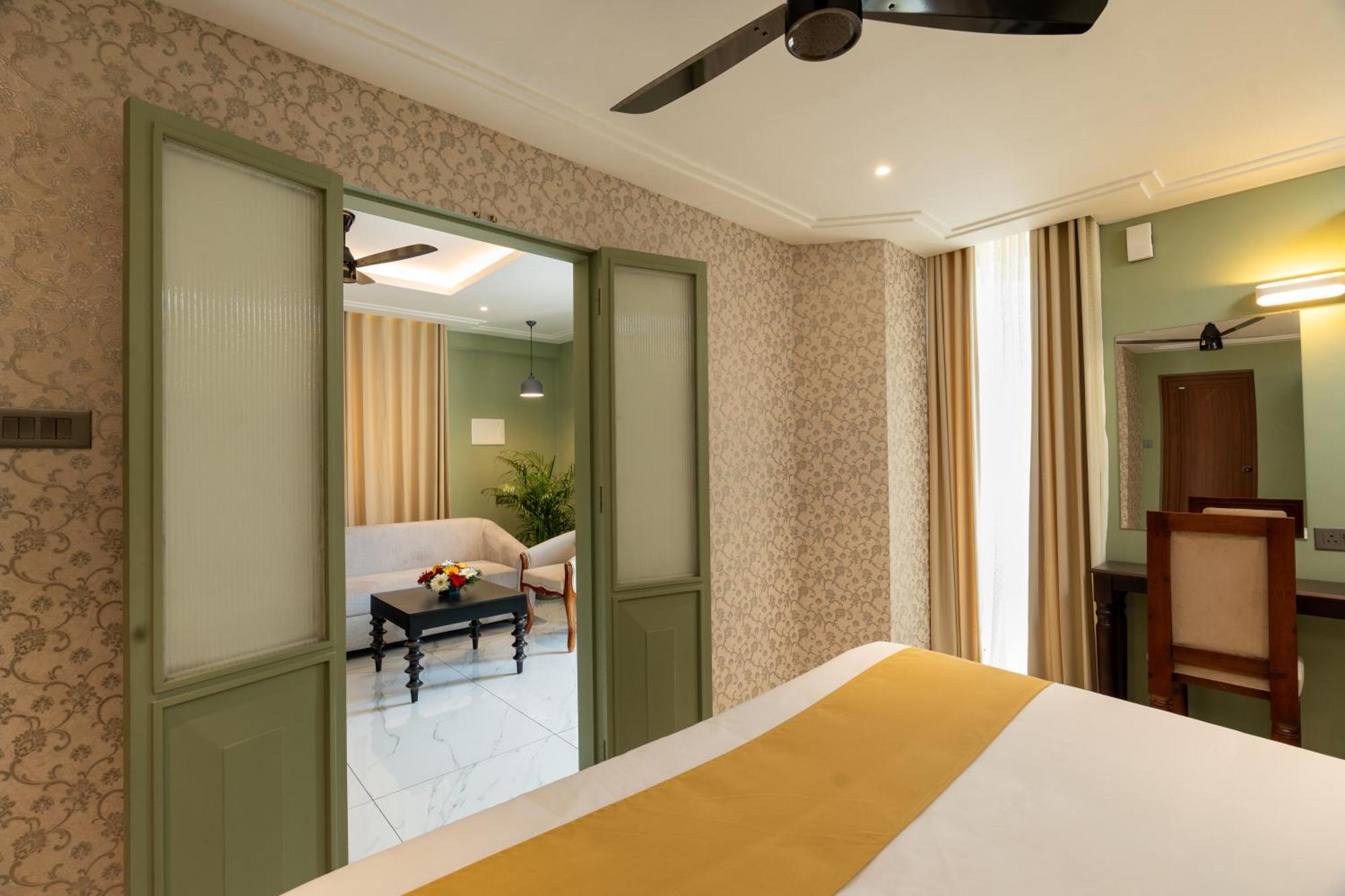 Court 11 By Dimora Hotel Kochi Ngoại thất bức ảnh