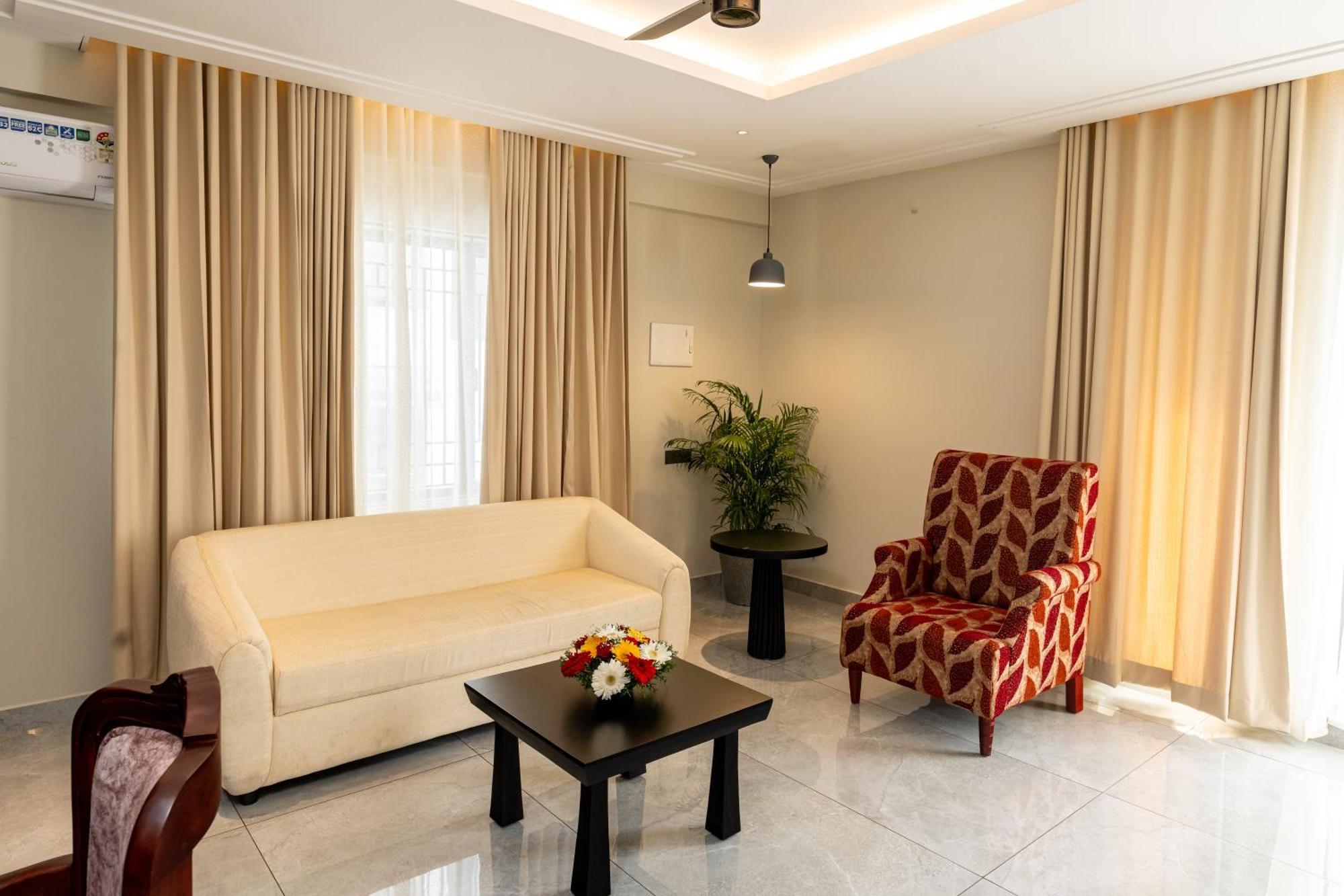 Court 11 By Dimora Hotel Kochi Ngoại thất bức ảnh